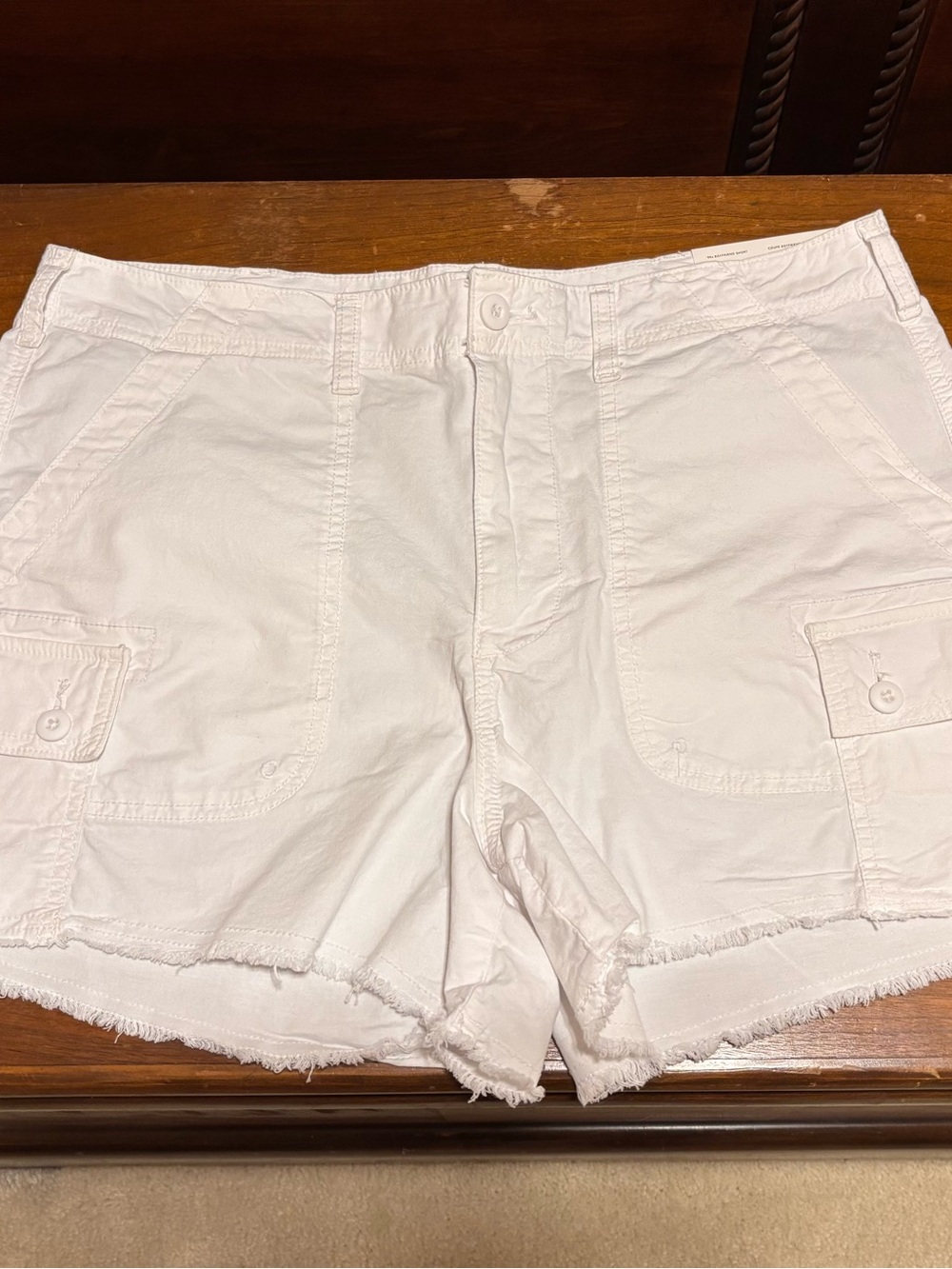 American Eagle Outfitters White Cargo Frayed Hem Women's Shorts